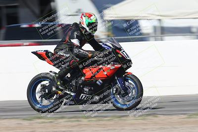 media/Oct-05-2025-CVMA (Sun) [[beeef4f201]]/Race 2-Supersport Middleweight/